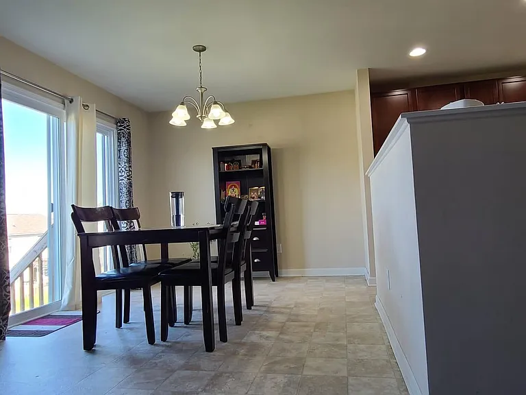 1036 Autumn Crest Ln — Photo 7