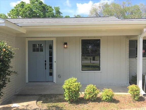 2nd image of 2136 Pineview Cir Unit 4