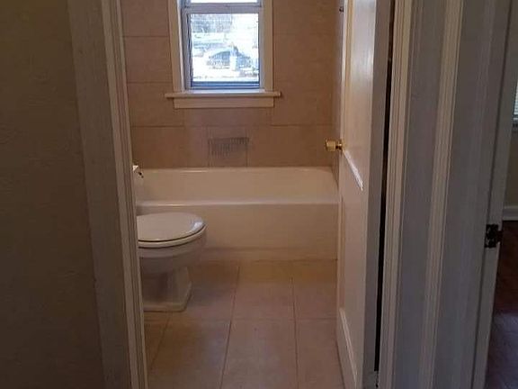 5th image of 6705 Torlina Dr