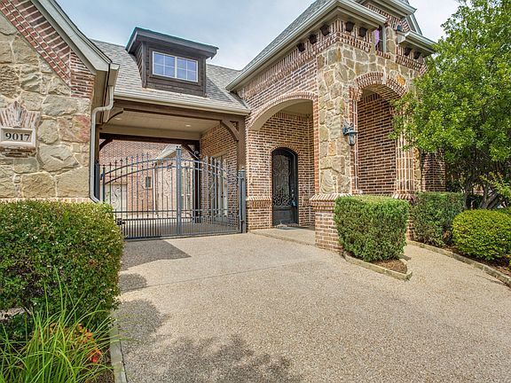9017-cedar-bluffs-dr-north-richland-hills-tx-High-Res-3.jpg