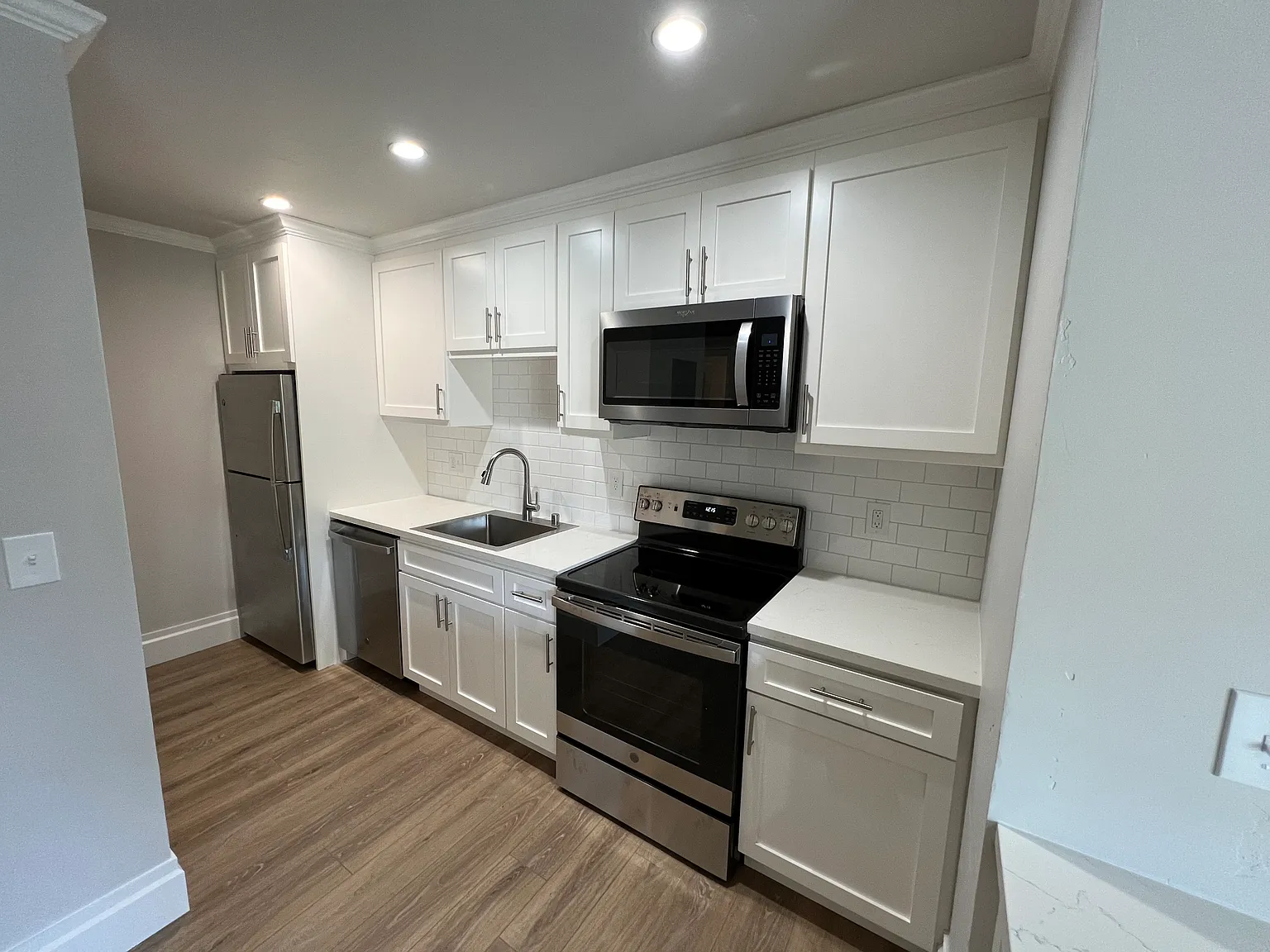 2 bed, $2,695 — Photo 2