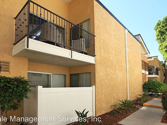 3rd image of 18347 Collins St APT 21