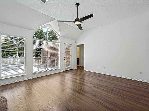 5th image of 1521 Morrison Dr