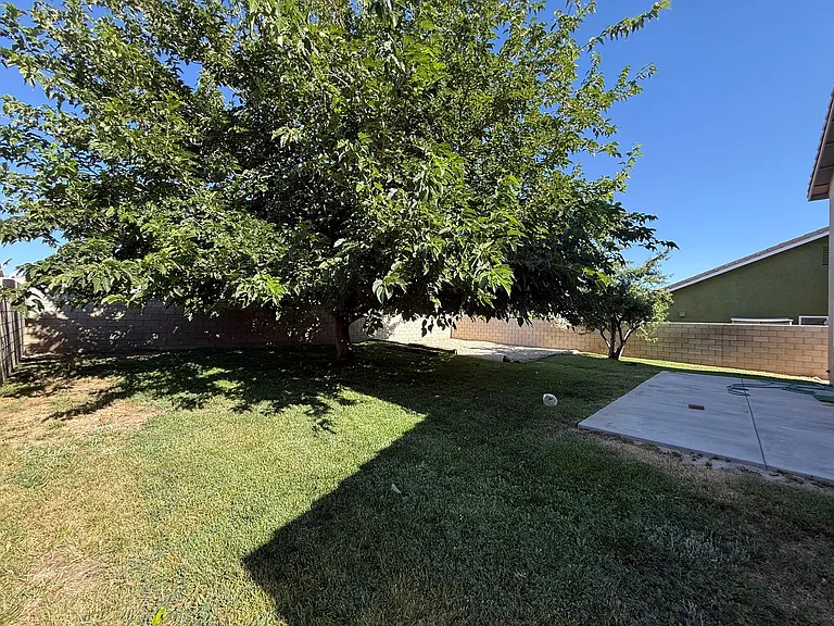 43439 Bale Ct — Photo 19