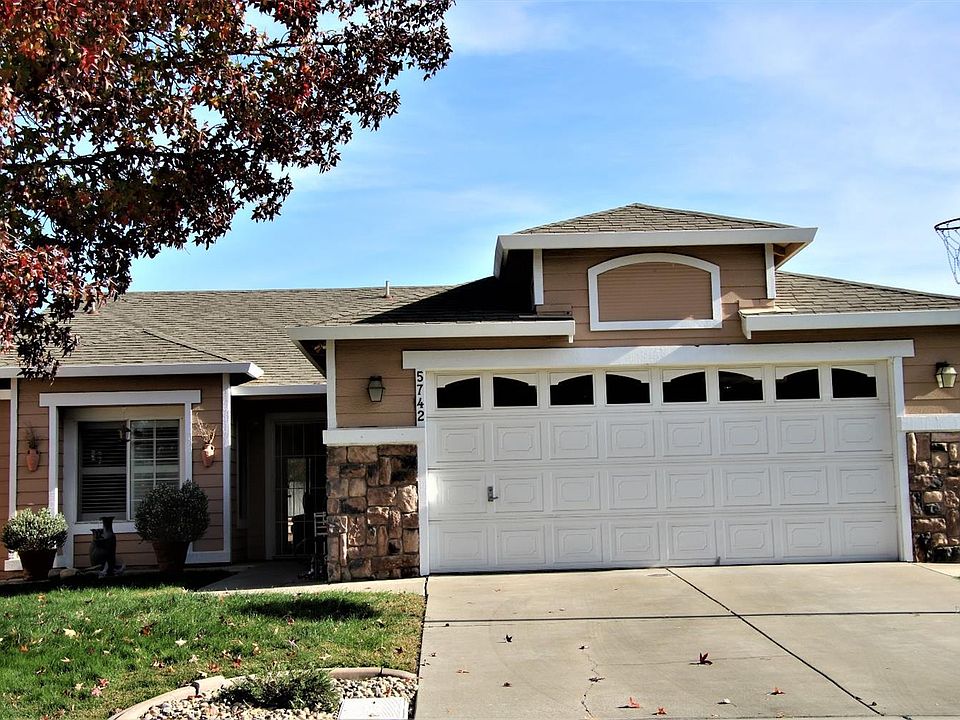 1st image of 5742 Rose Brook Dr