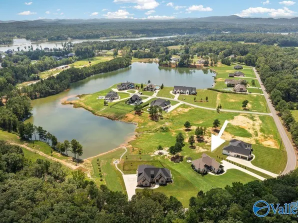 1440 Lakeshore Dr, Gadsden, AL 35901