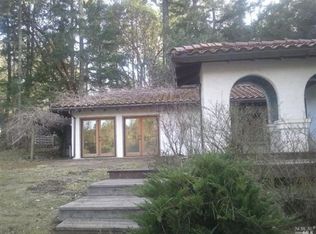 4495 Lakewood Dr, Willits, CA 95490