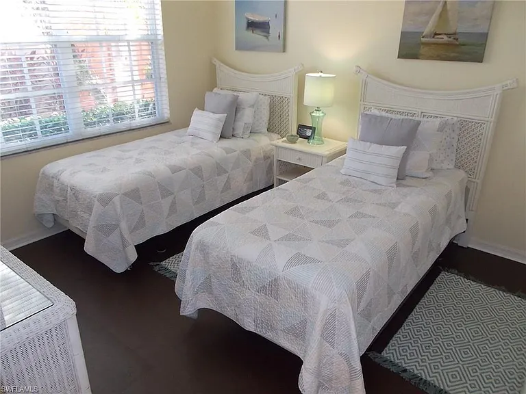 5693 Heron Ln #502 — Photo 9