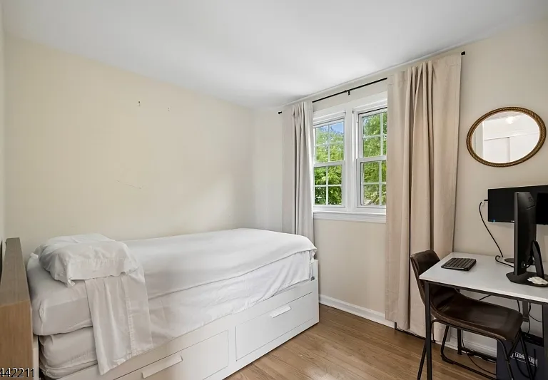 24 Iris Rd — Photo 23