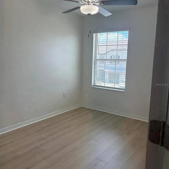 14442 Editors Note St — Photo 10