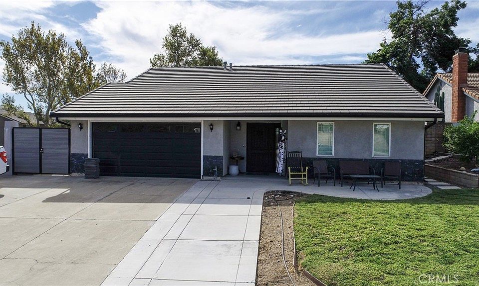 1st image of 1598 Windsor Ct