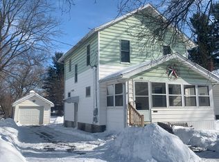 640 N Hickory St, Owosso, MI 48867