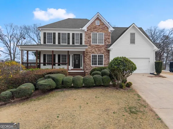 7135 Creek Ridge Dr, Gainesville, GA 30506