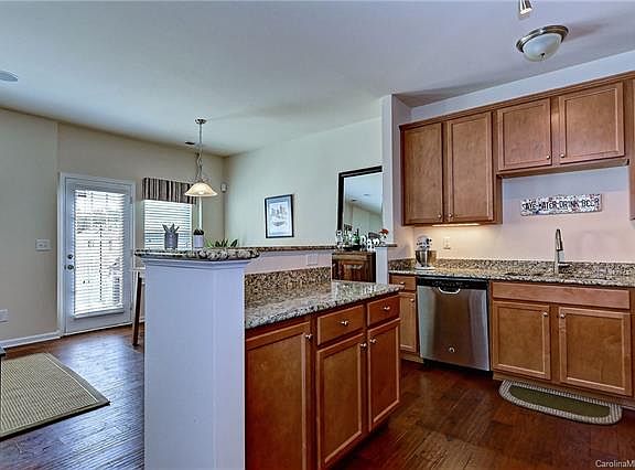 5th image of 7337 Copper Beech Tc