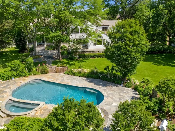 103 Pleasant Ridge Rd, Harrison, NY 10528