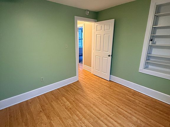 3rd image of 262 West St Floor 2