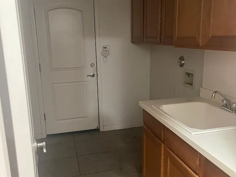 3023 Amber Canyon Pl — Photo 6