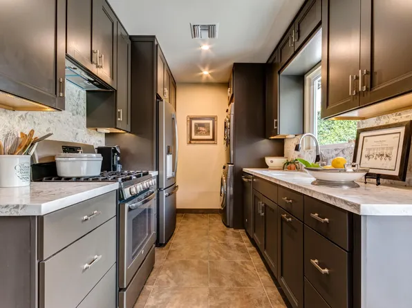 38075 Paradise Way, Cathedral City, CA 92234