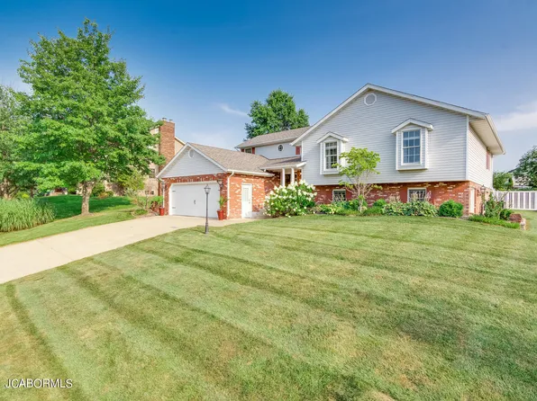 4705 Woods Crossing Rd, Jefferson City, MO 65109