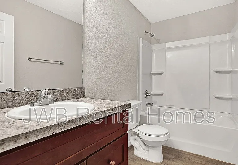 1419 McConihe St — Photo 17