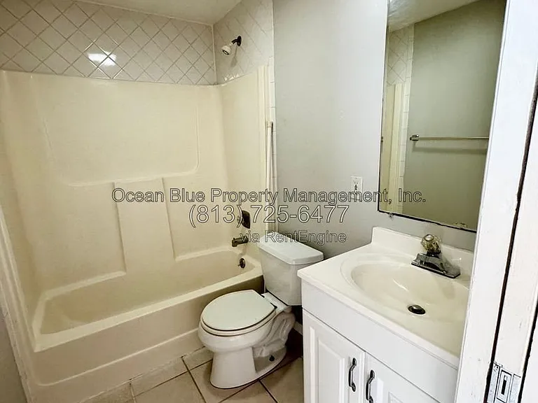104 Emerald Ln #B — Photo 6