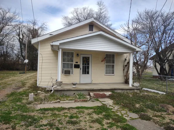 733 Koerner St, Paducah, KY 42003