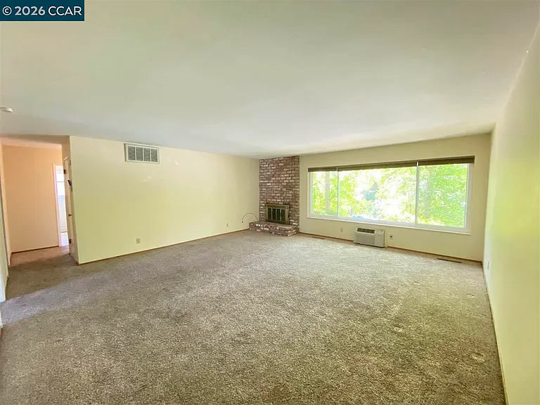 2145 Donald Dr #3 — Photo 10