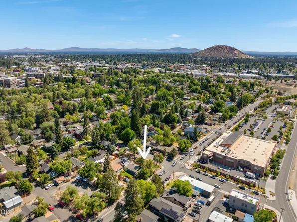 Lava Rd, Bend, OR 97703
