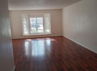 6 Express Ct, Sacramento, CA 95823