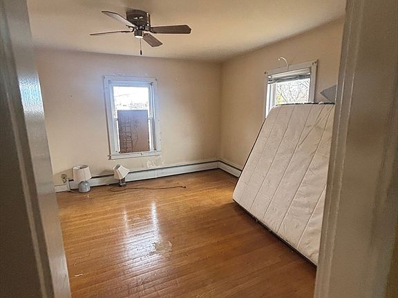 5th image of 25 Shannon St