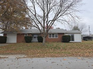509 E Petty Ln, Stockton, MO 65785