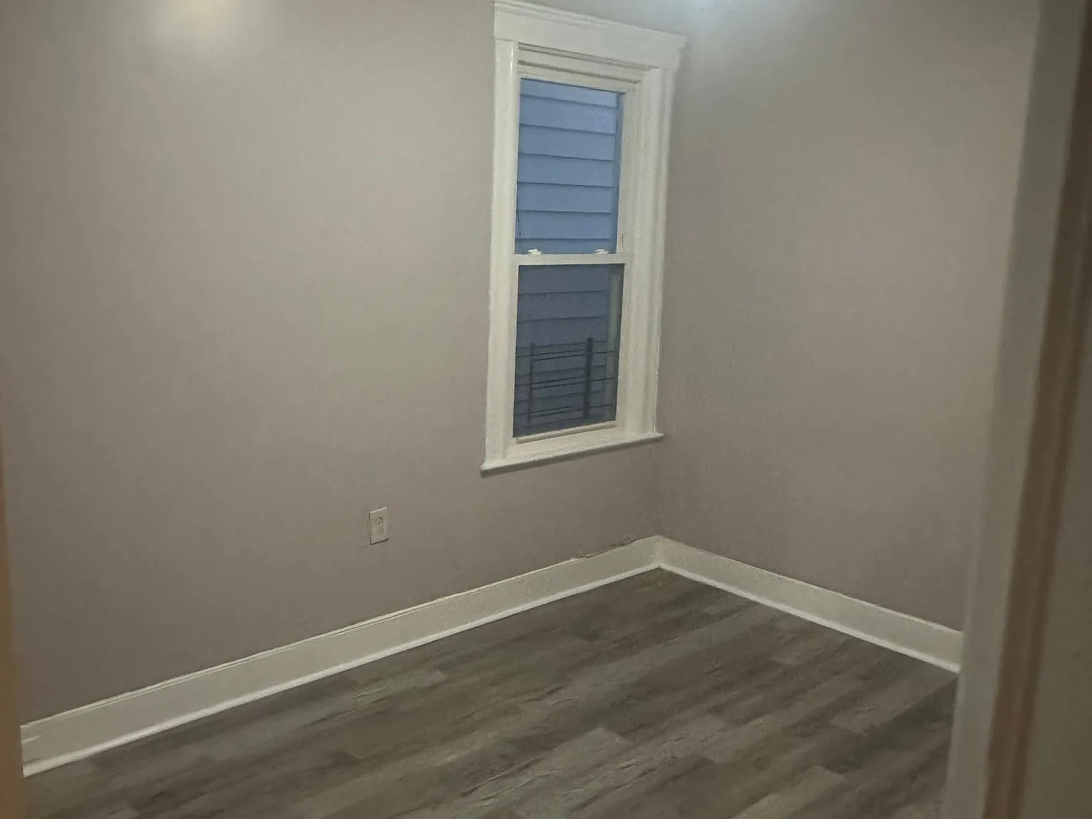 315 Glenwood Ave — Photo 3