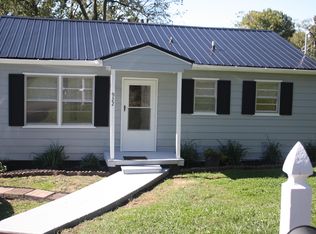 922 Clark St, Bristol, VA 24201