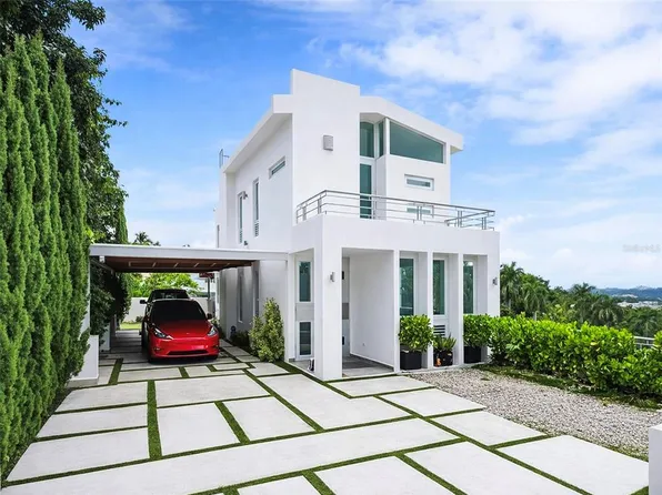 State Route 830 La Floresta Sector #Int, Bayamon, PR 00956