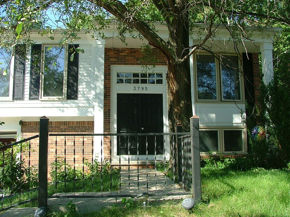 MAIN ENTRANCE