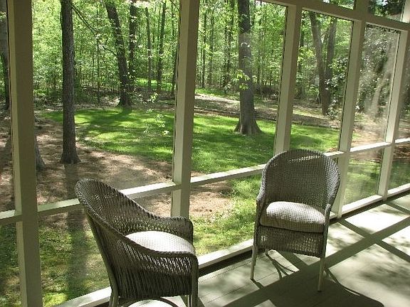 Screened in Porch
