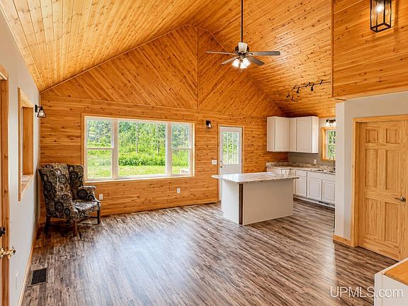 4th image of 5738 N Simmons Rd