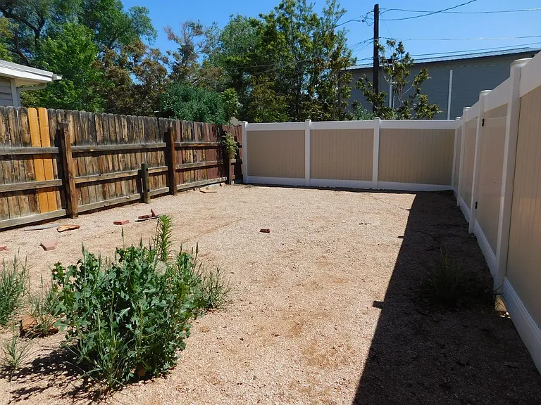 941 Walnut Ave — Photo 19