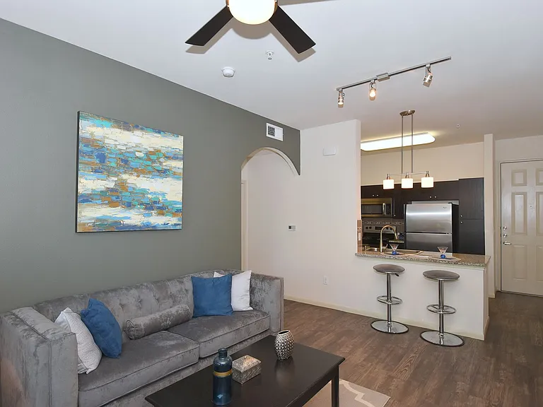 Midtown Grove — Photo 36
