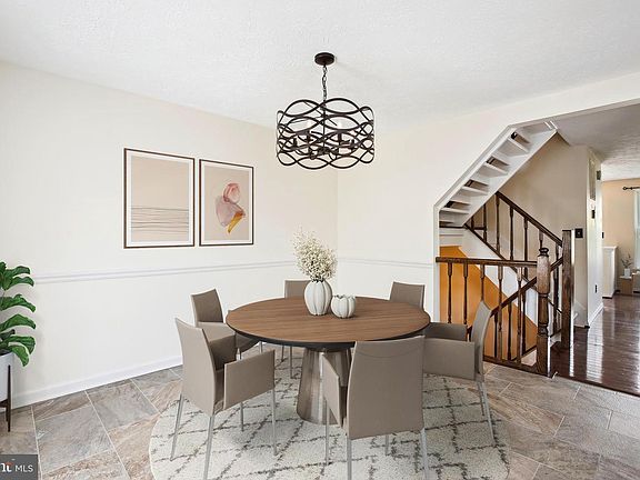5th image of 6118 Hyacinth Dr #139