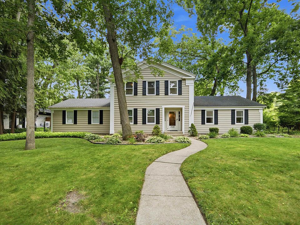 1st image of 1528 Dogwood Dr