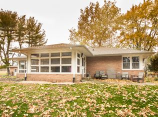 1834 Wolverine Rd, Dixon, IL 61021