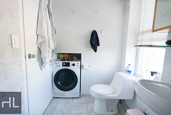 Rented by Highline Residential | media 46