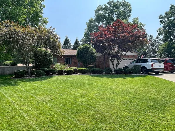 26800 Bridgewater Ct, Elkhart, IN 46514
