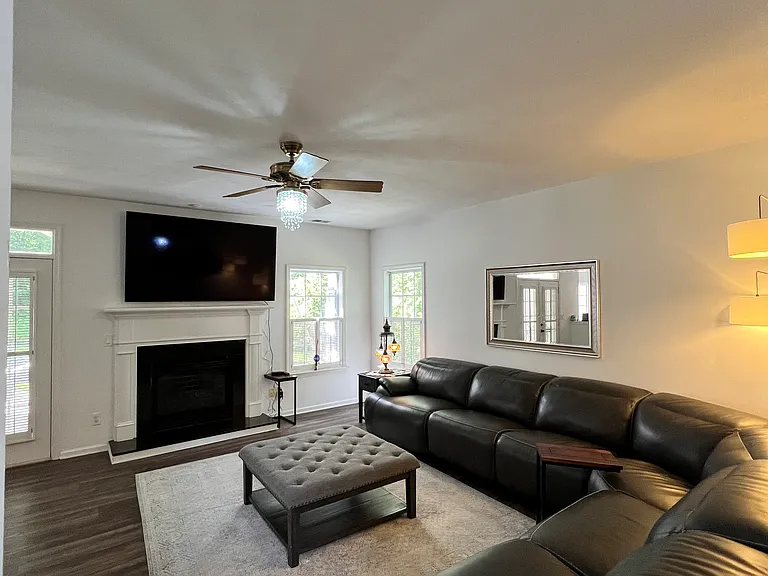 812 Bryson Arch — Photo 10