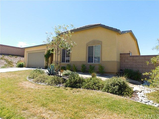 1st image of 34113 Hillside Dr