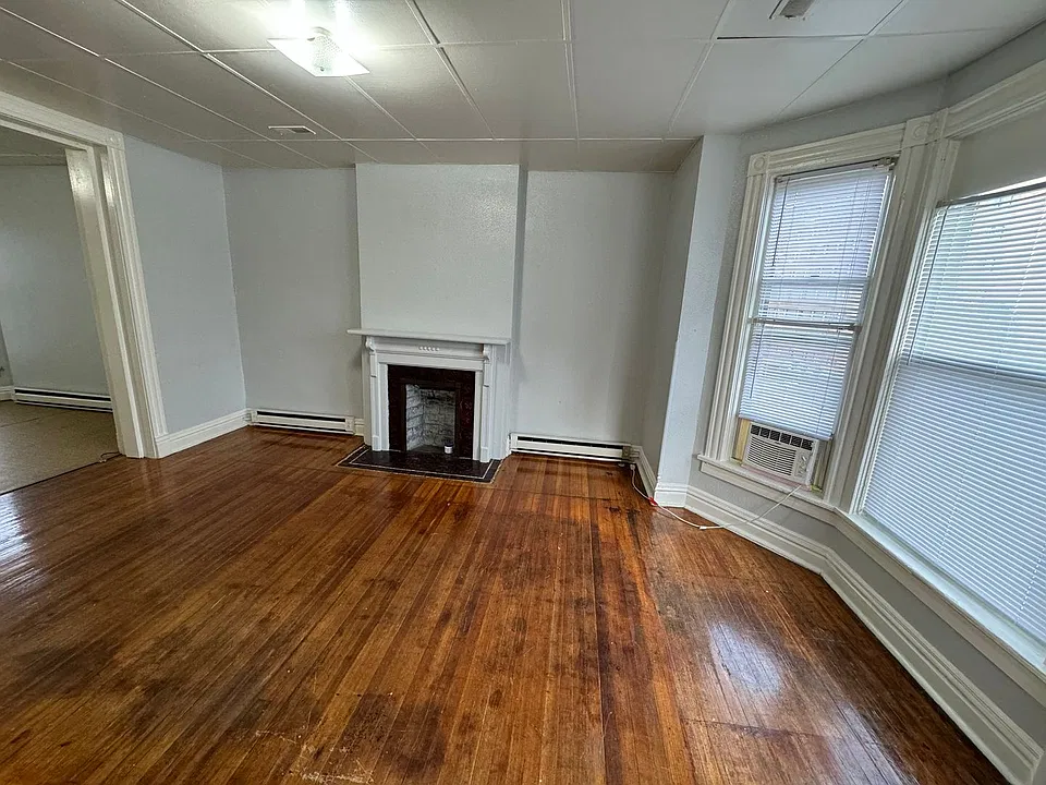 432 W 3rd St #6