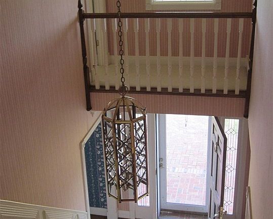 4th image of 304 Southwind Dr