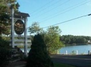 418 Quinaquisset Ave, Mashpee, MA 02649