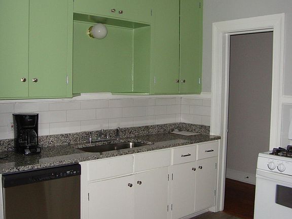 Kitchen with washer/dryer hook-up